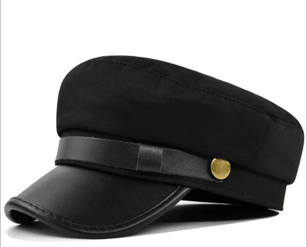 CHAPEAU NOIR ELEGANT