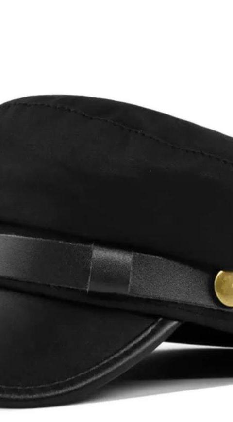 CHAPEAU NOIR ELEGANT